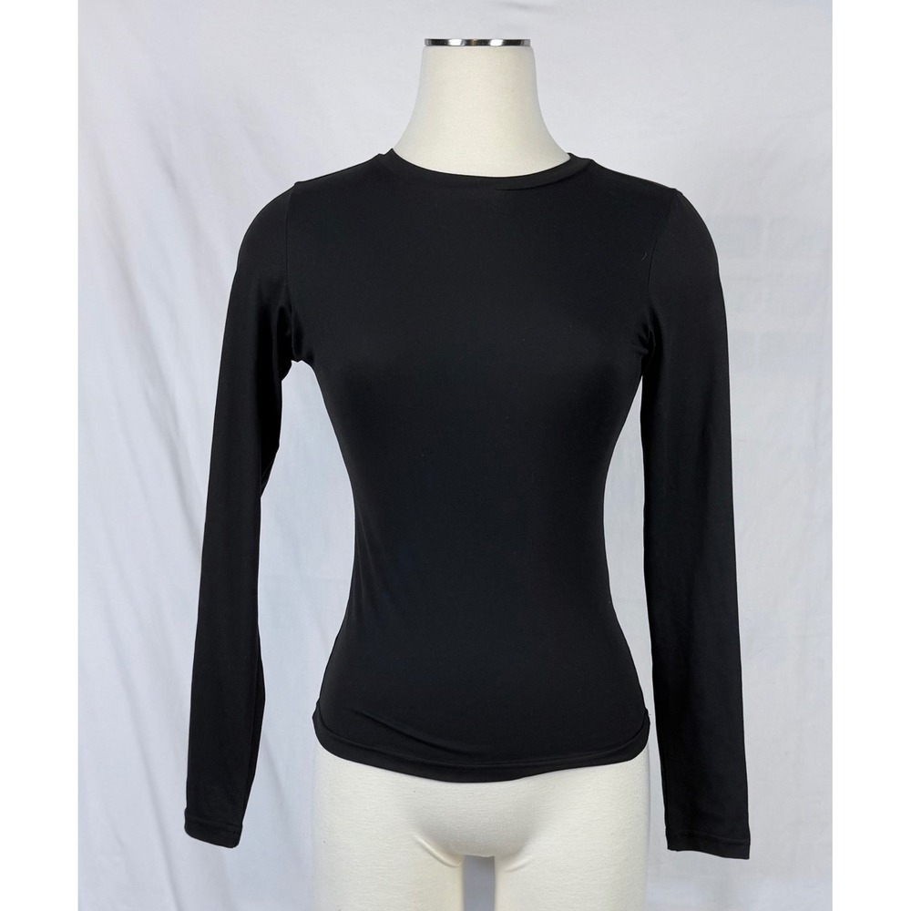 Trendy Queen Long Sleeve Crew Neck Small Base Layer Black Minimalist Layers